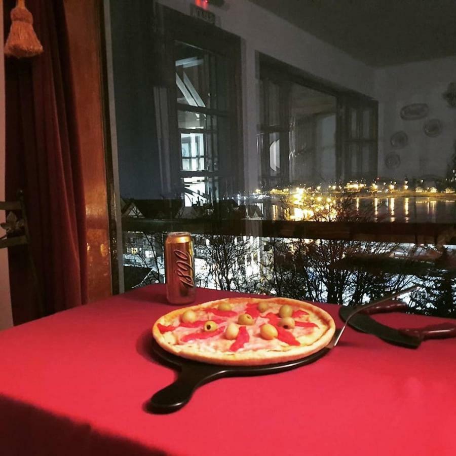 Hosteria Residencia Linares Ушуая Экстерьер фото